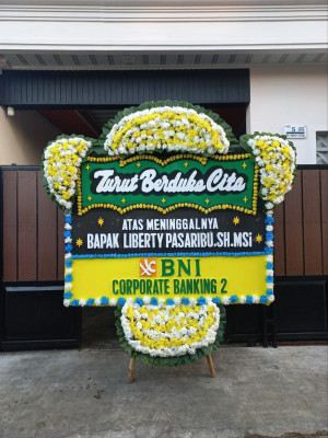 Papan Bunga Duka di Payo Lebar