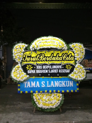 Papan Bunga Duka di Payo Lebar